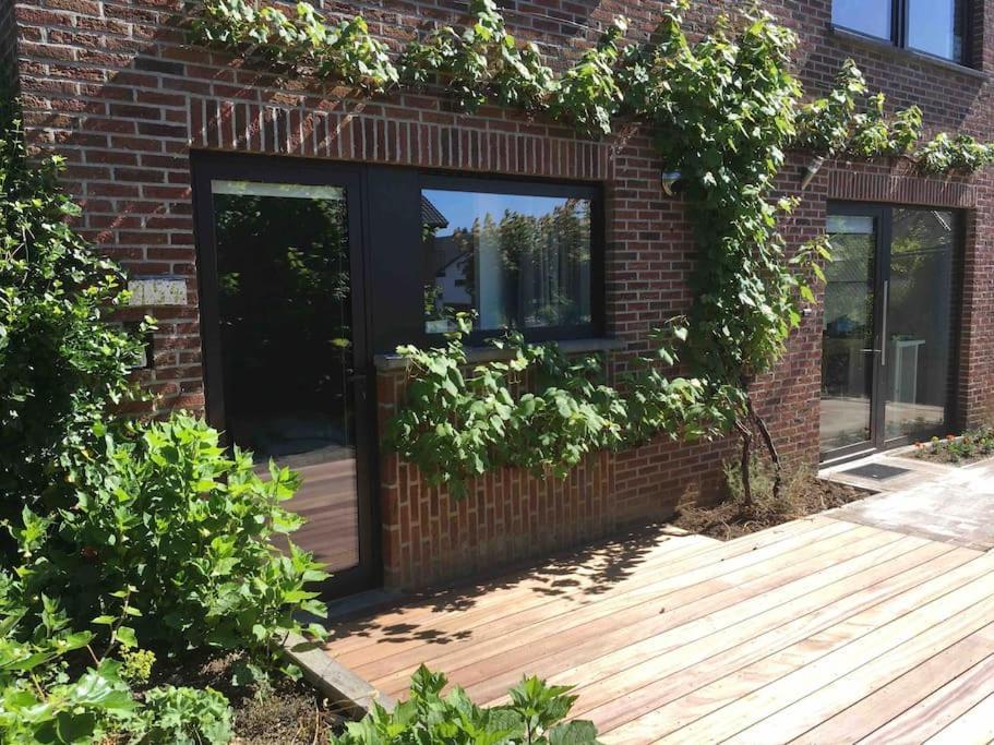 'Het T-Huisje' Volledig Ingerichte Studio Leuven Luaran gambar